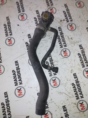 BMW RADYATÖR HORTUMU F20 F21 F30 F31 G21 N13 7596832 7596831