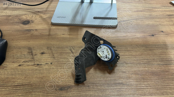 HYUNDAİ İ20 SAĞ FAR KÖŞE LED BEYNİ ORJİNAL