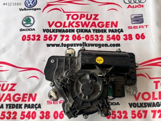 VW B8 PASSAT SIFIR ORJİNAL BAGAJ KİLİDİ AÇMA MOTORU 03G827887C