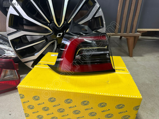 TESLA MODEL Y SOL STOP ORJİNAL SIFIR 2SD015341-931