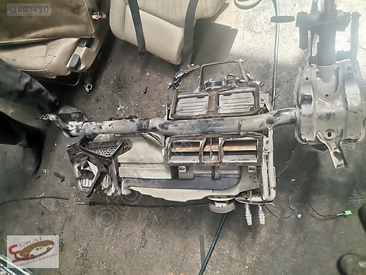 VOLVO V70 S80 KALORİFER KAZANI DOLU ORİJİNAL ÇIKMA