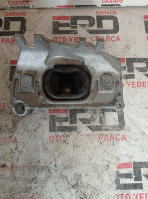 Renault Clio 4 Şanzuman Takozu 112228880R