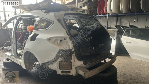 FORD FOCUS 4 ARKA ÇAMURLUK SW SAĞ SOL BURSA MG