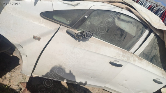 Sökme Orjinal Opel Corsa E Sol Ön Kapi
