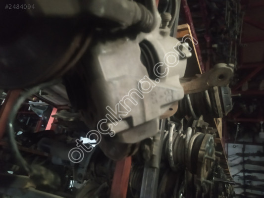 Renault Fluence sağ ön taşıyıcı