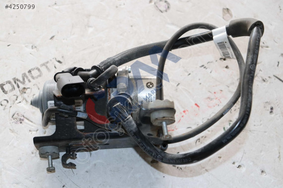 BMW 5 SERİSİ G30 G31 VAKUM POMPASI 484375120