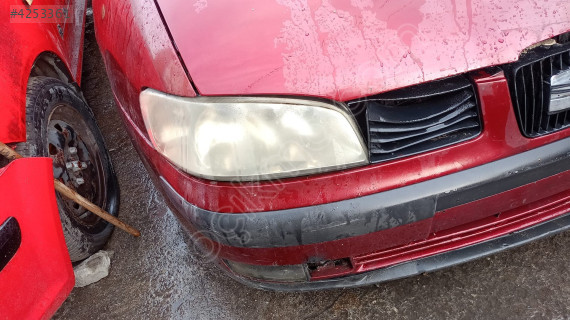 seat ibıza sağ far