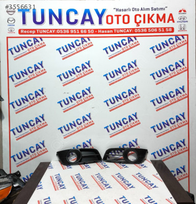TOYOTA COROLLA HB SAĞ SOL SİS KAPAĞI 2005-2006 YEDEK PARÇA