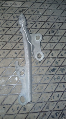 1993-1998 Toyota Corolla Sol Kaput Menteşesi