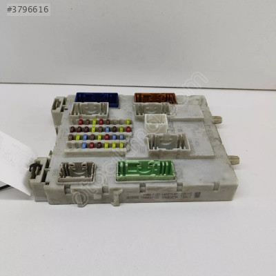 Ford Focus Mk3 1.6 2012 Motor Beyni / 30S51945L45K/97RI 010012 1