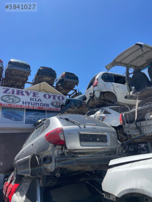 2003 Kia rio çıkma orjinal bagaj kapagı