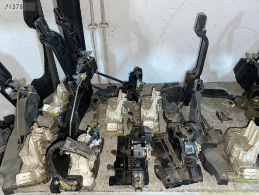 FORD FİESTA KAPI KİLİDİ ORİJİNAL GARANTİLİ