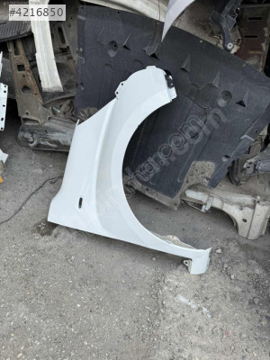 Fiorino sağ çamurluk boyasız