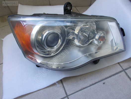 LANCIA VOYAGER ÇIKMA ORJİNAL SAĞ - SOL FAR