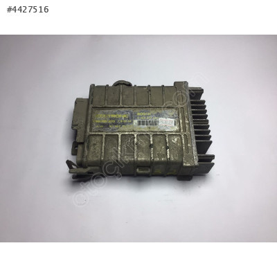 Volkswagen Golf 2 Motor Beyni 0285007032 811907383B