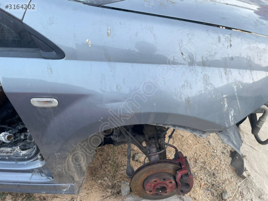 FİAT PUNTO 1.3 MTJ SAĞ ÖN ÇAMURLUK