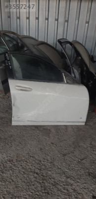 MERCEDES C205 SAĞ ÖN KAPI GÜÇMANLAR