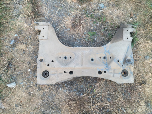 02675 RENAULT SCENİC 2 MOTOR TRAVERSİ