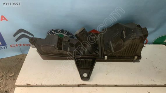 107378-10FR BMW 3 SERİSİ F30 HAVA FİLTRE KUTUSU