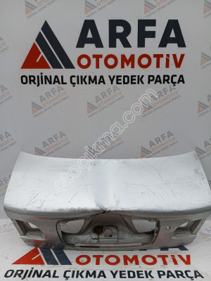 Fiat Albea 2000-04 bagaj kapağı