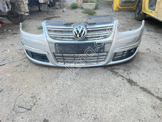Eski kasa Jetta full dolu hatasız ön tampon