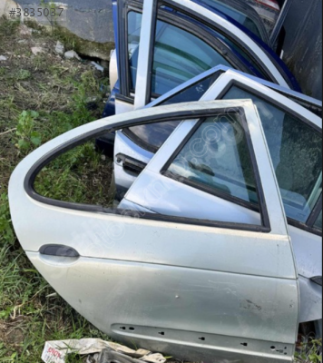 RENAULT MEGANE 1 SAĞ ARKA KAPI ORJİNAL EYUPCAN OTO'DA