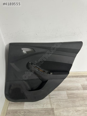 FORD FOCUS  3 SAG ARKA KAPI DÖŞEMESİ BM51-A2740