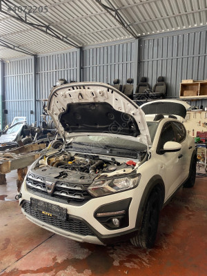 DACİA SANDERO STEPWAY SOL FAR