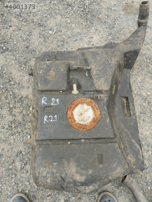 Renault 21 yakıt deposu