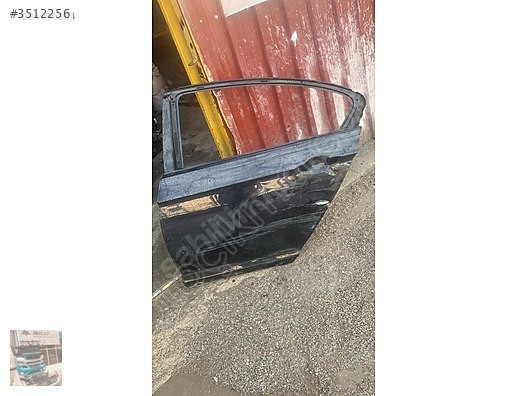 Passat b8 sol arka kapı çıkma orjinal