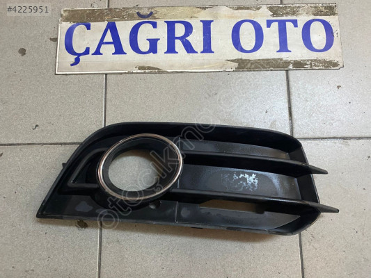 AUDI A1 SİSLİ SAĞ SİS KAPAĞI 8X0807682A ÇAĞRI OTO MASLAK