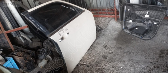 CHRYSLER 300 C ÖN SAĞ KAPI GÜÇMANLAR