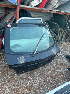 Citroen Xsara bagaj kapağı