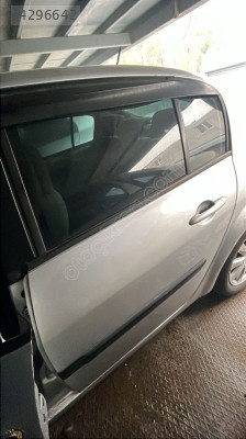 Renault Megane 2 sol arka kapı