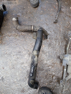 VOLKSWAGEN CAADY TURBO  BORUSU GÜÇMANLAR OTO