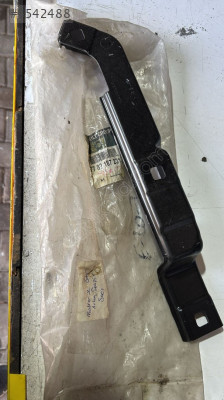 renault master 2 sağ far arka baglantı tespit sacı