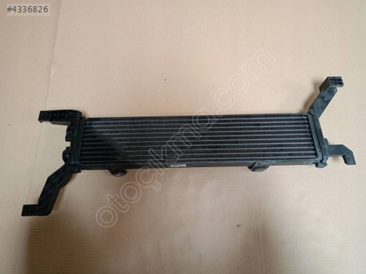 MASERATİ GHİBLİ 3.0 DİZEL ŞANZIMAN YAĞ SOĞUTUCU 16460663