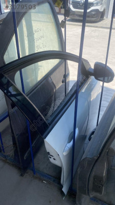 RENAULT MEGANE4 SAĞ ÖN KAPI ORJİNAL BOYASIZ OTO FEDAİ