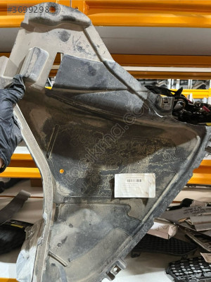 BMW 3 SERİSİ SAĞ ÖN DAVLUMBAZ ORJİNAL ÇIKMA YEDEK PARÇA