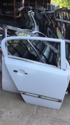 OPEL ASTRA H SAĞ ARKA KAPI HATASIZ.OTO ERKAN ÜNYE