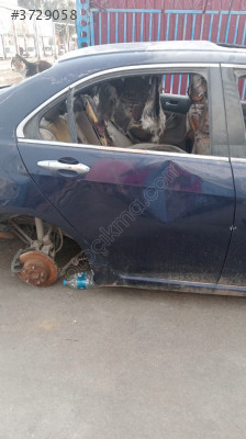 2008 Honda Accord sağ arka kapı çıkma