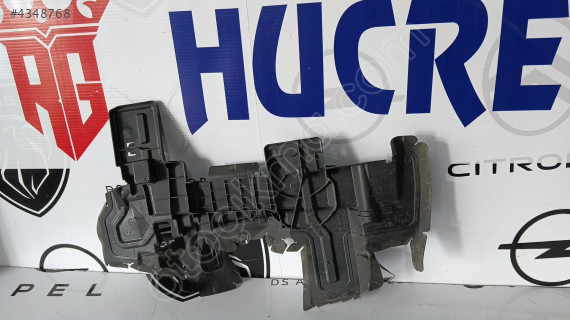 PEUGEOT 3008 RADYATÖR HAVA BÖLMESİ 9852807080