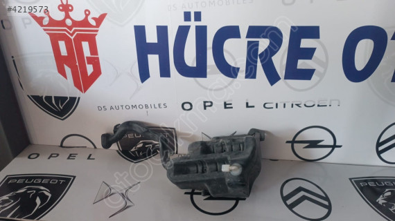 MERCEDES B SERİSİ W246 B180 SİLECEK SU DEPOSU A2468690220