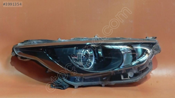toyota yaris sağ far