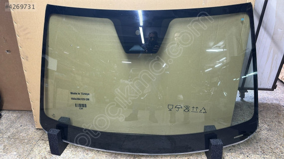 HYUNDAİ TUCSON ÖN CAM  2021-2025 ÖN CAM 1