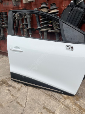 RENAULT CLİO 4 SAĞ ÖN KAPI DOLU HATASIZ