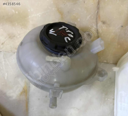 Volkswagen T-roc yedek su deposu çıkma orjinal