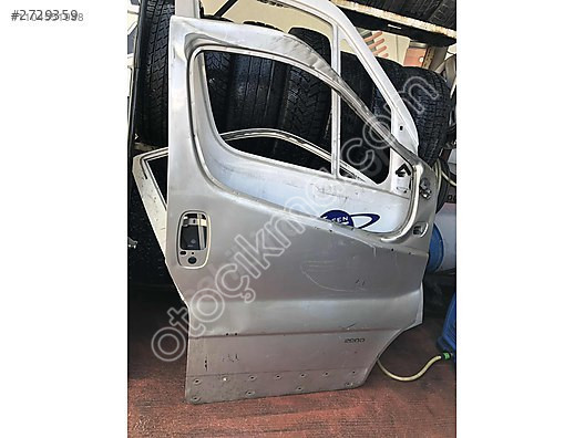 Trafic vivaro sağ ön kapı çıkma orjinal