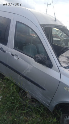 Chery taxim sağ ön kapi