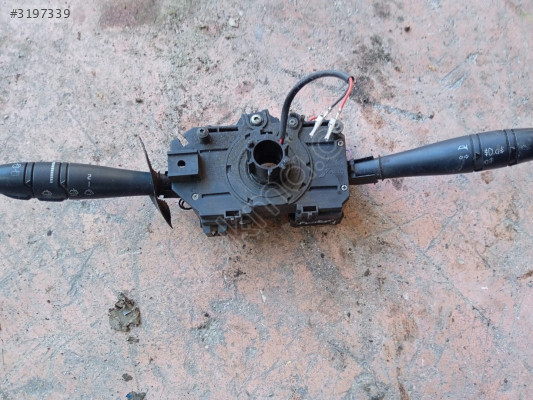 RENAULT LAGUNA 1 SİNYAL KOLU